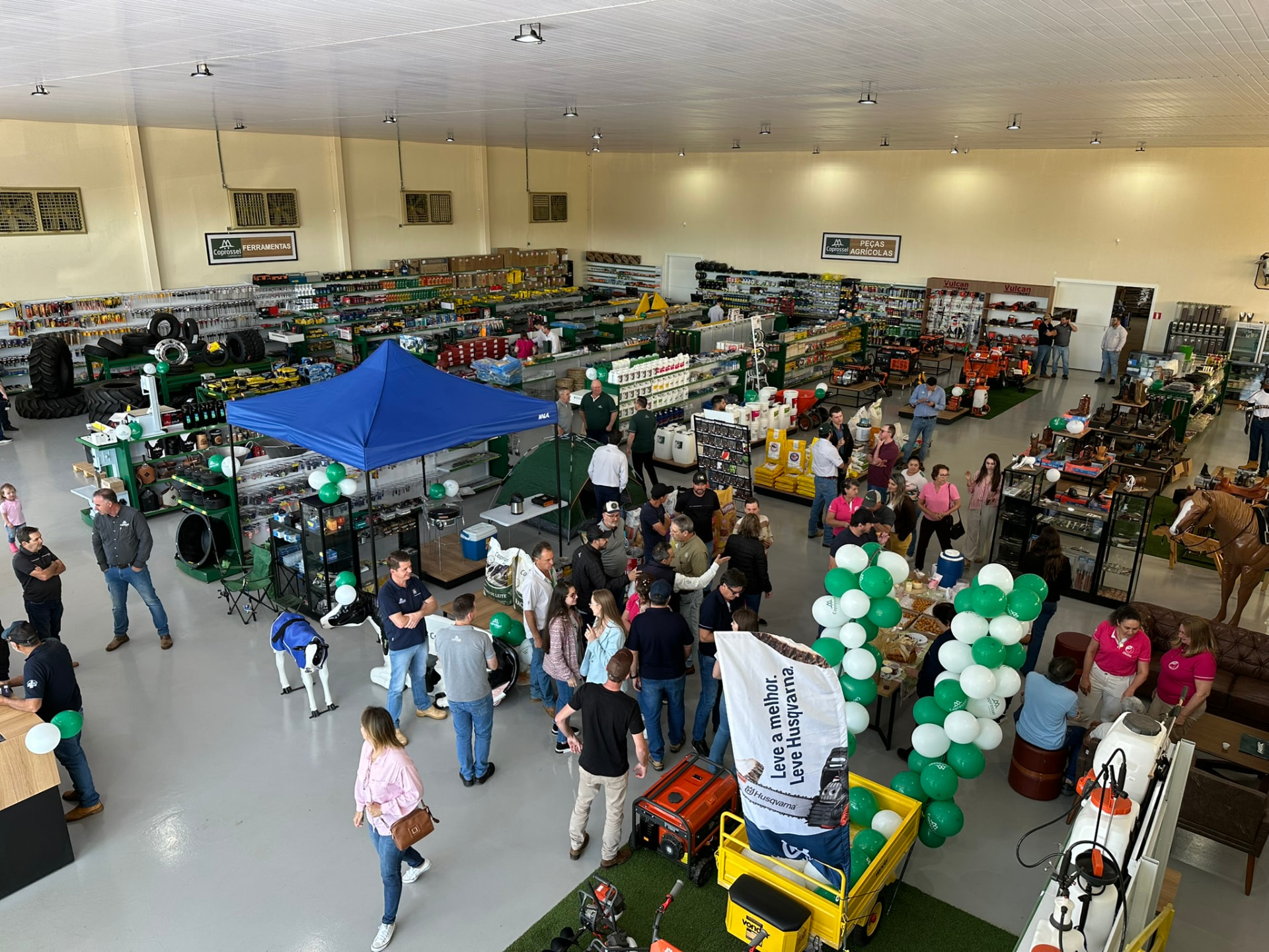 Loja Agropecuária — interior
